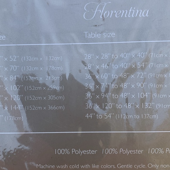 Fraiche Madison Florentino 52” X 52” Tablecloth New - Picture 3 of 3